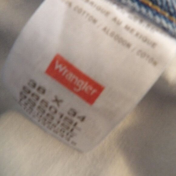 Wrangler Men's Straight Leg Light Wash Jeans Sz 38/34 - Picture 5 of 5